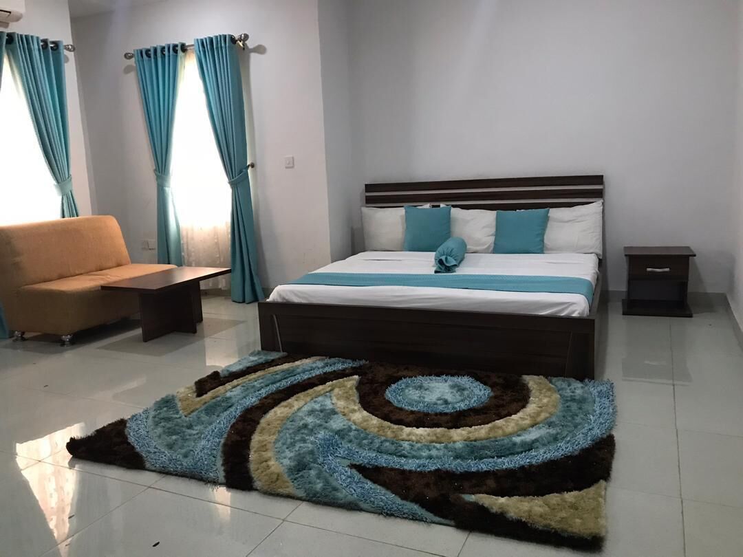 Royal continental Suites And Apartments