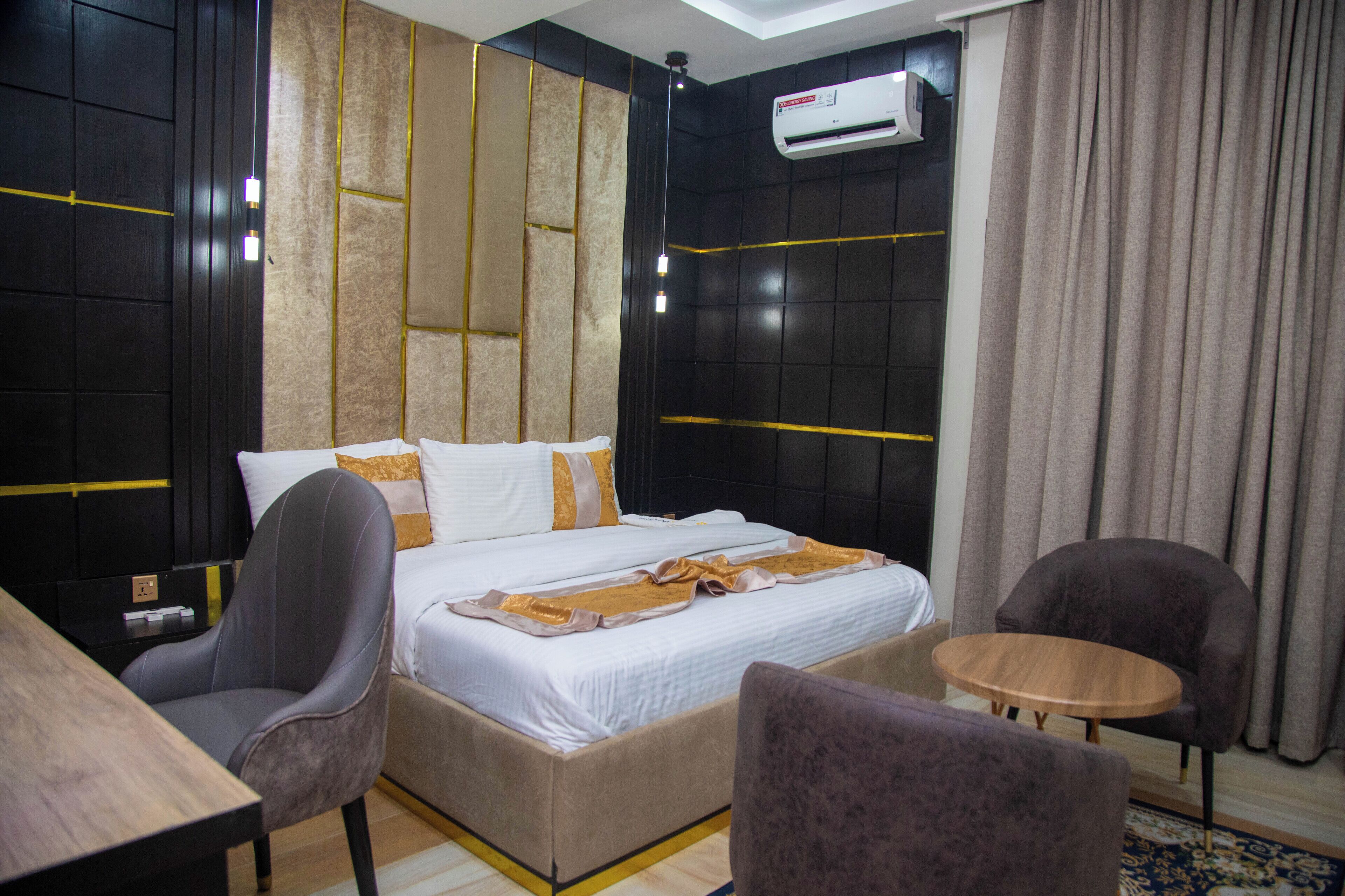 Modelo Hotel
