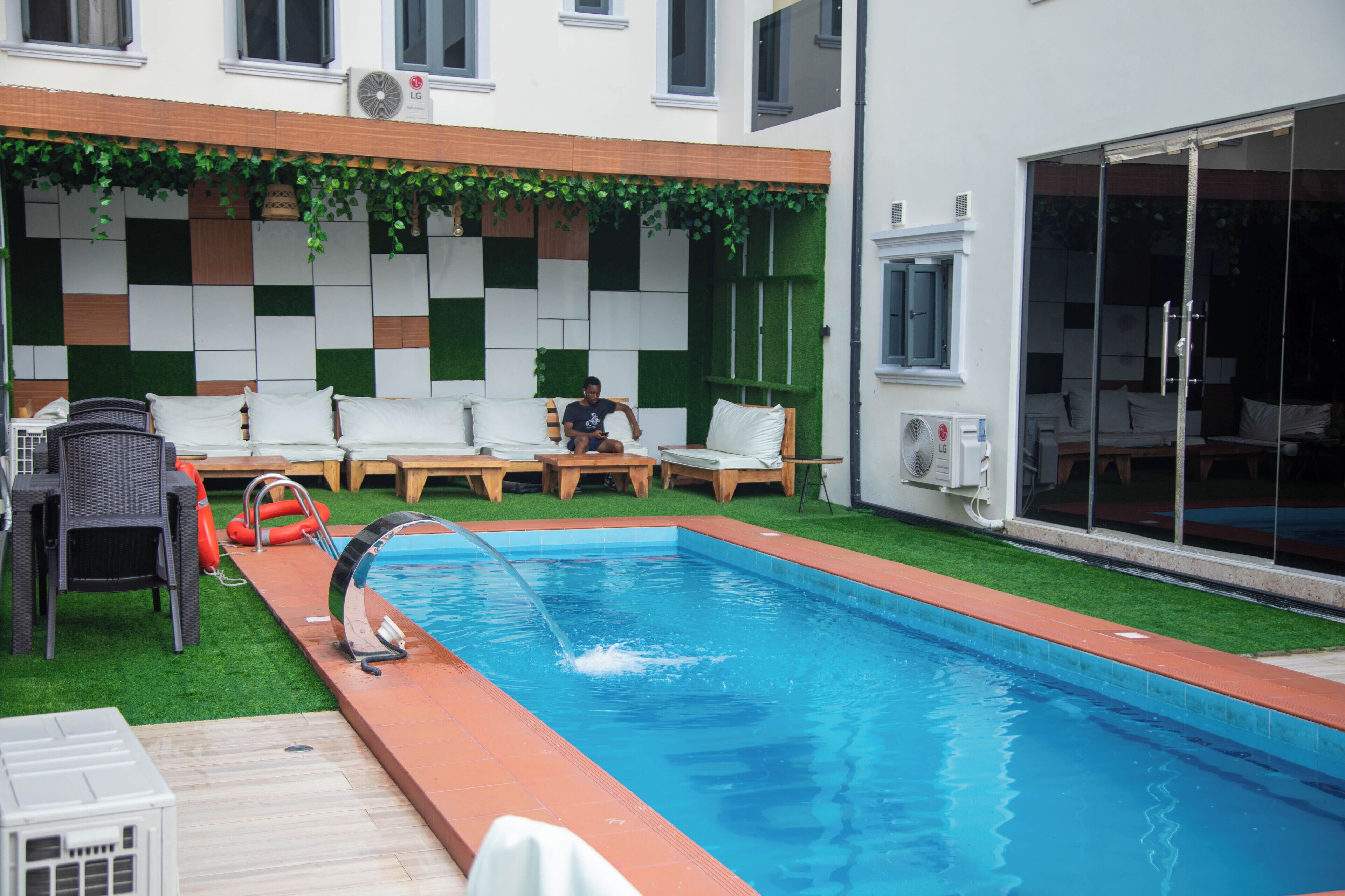 Modelo Hotel