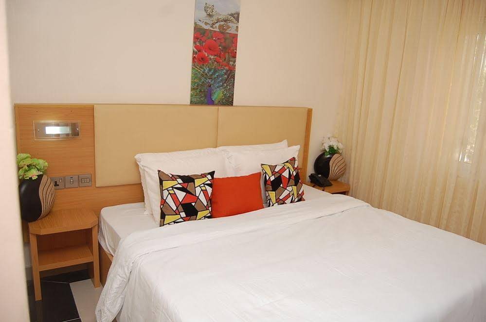 Avital Suites and Resort