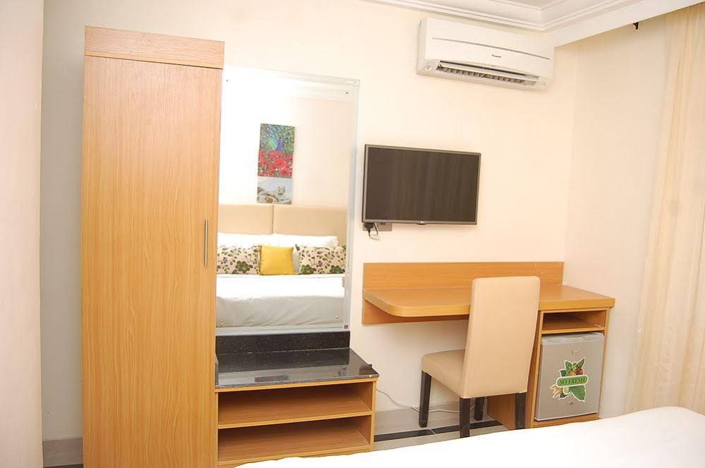 Avital Suites and Resort