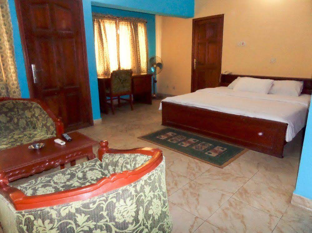 Selino Suites