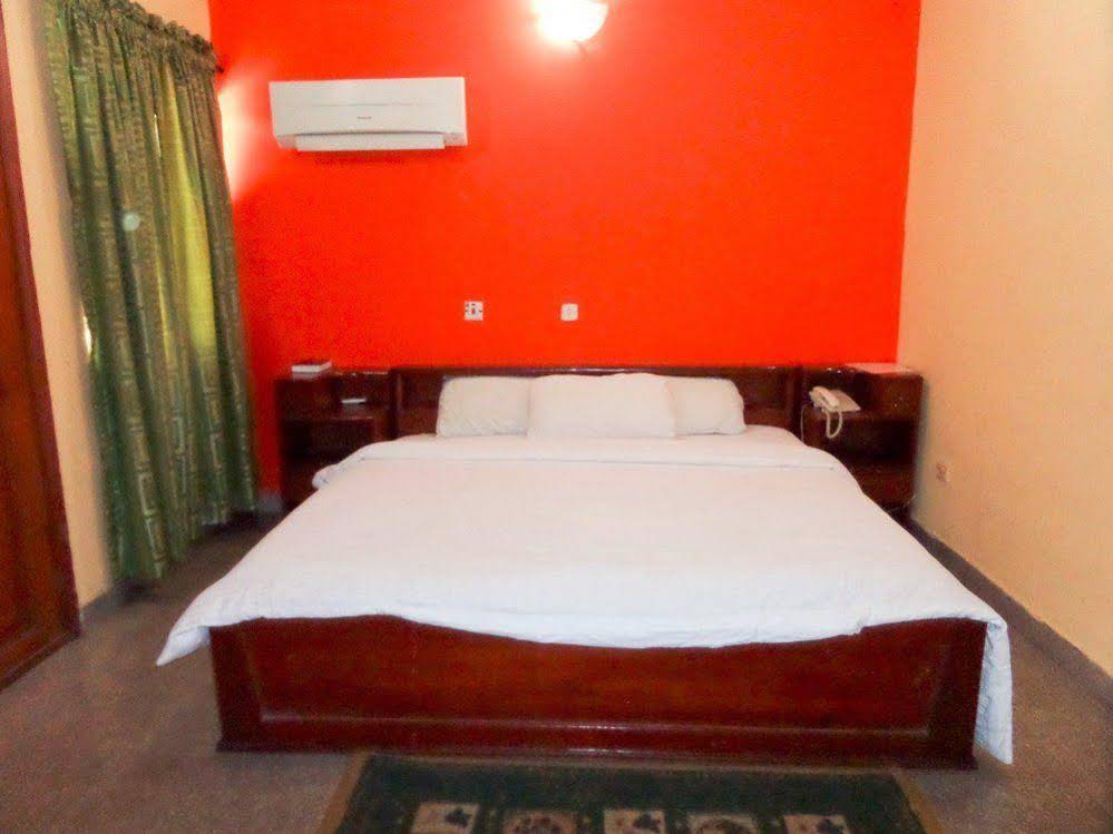 Selino Suites