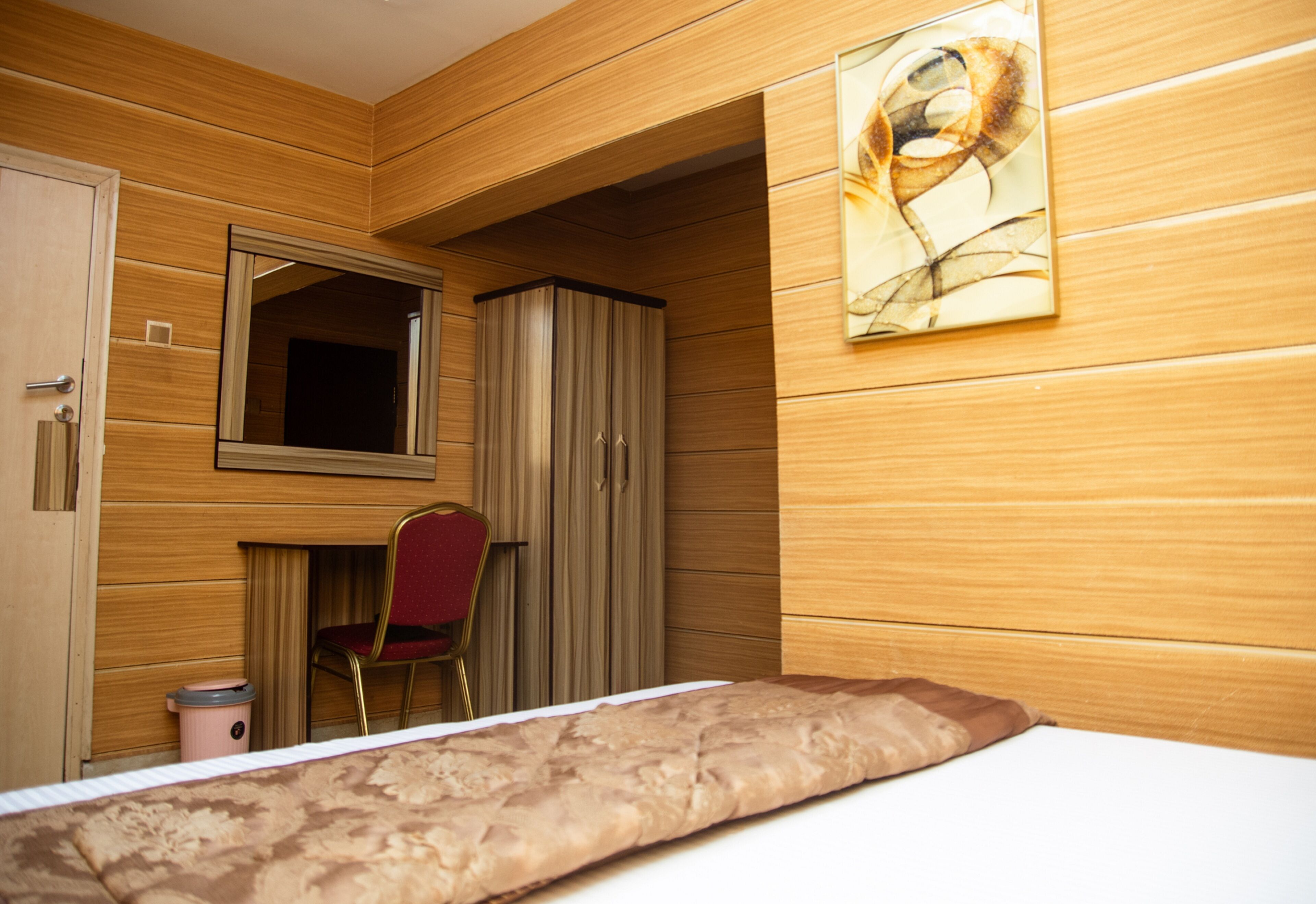 Haffy Executive Hotels and Suite