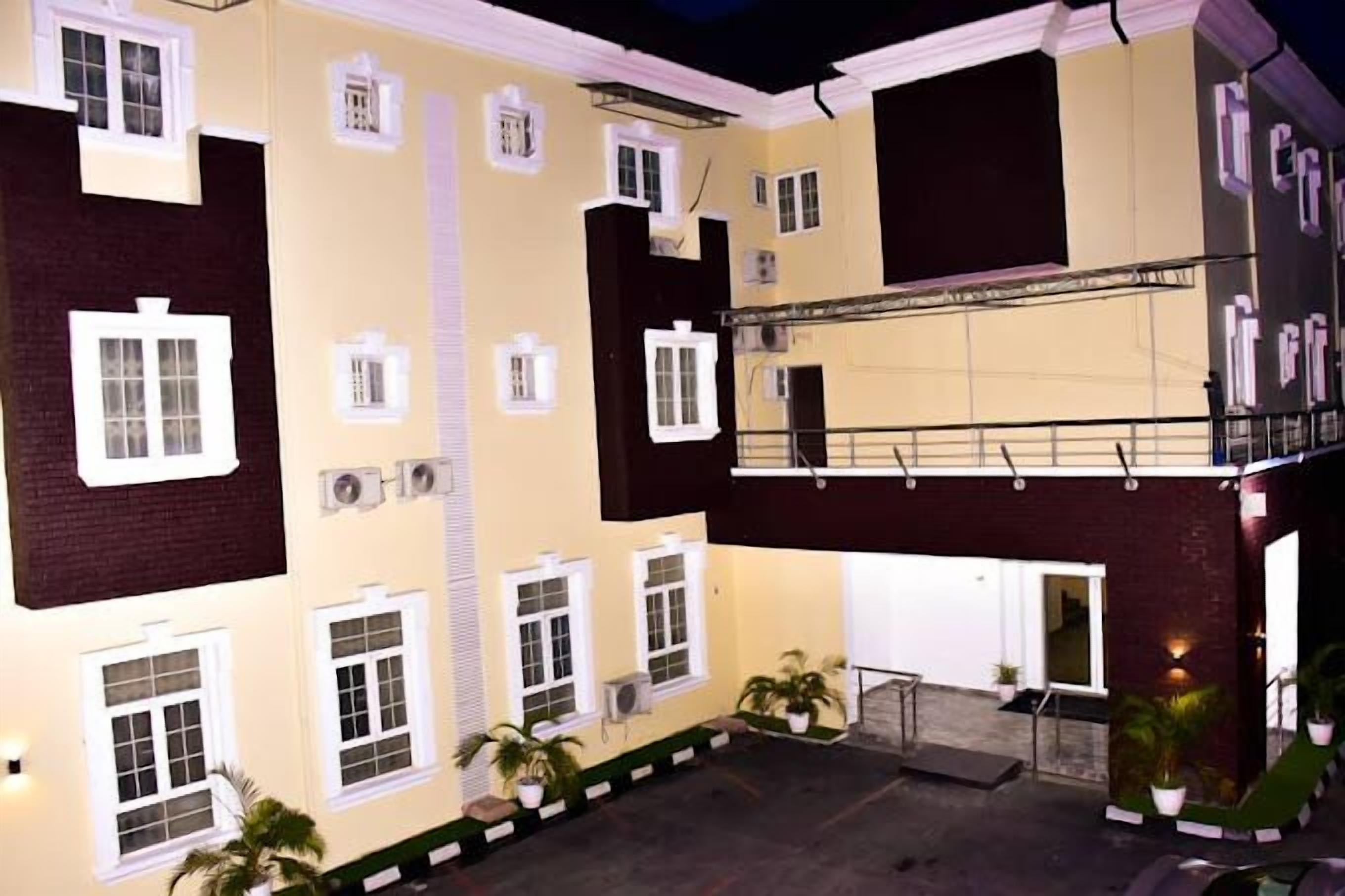 Umeralty Hotels And Apartments