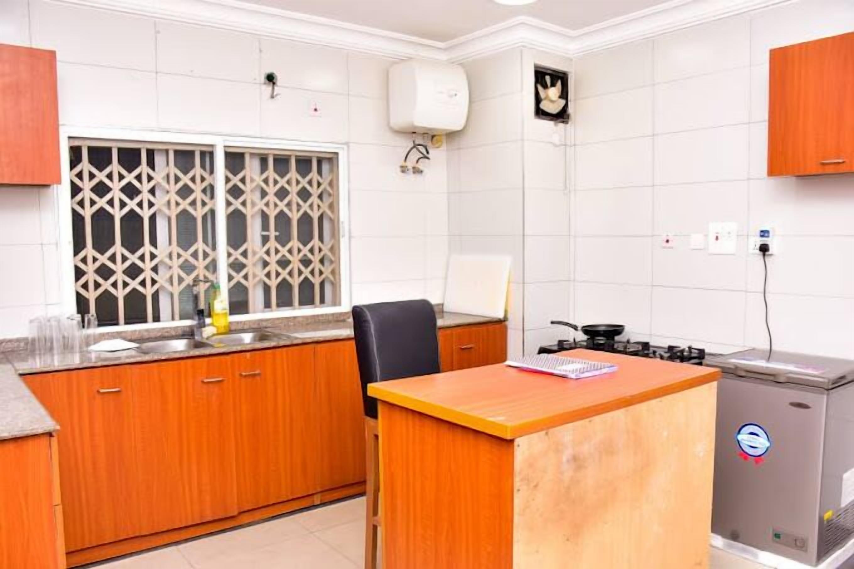 Umeralty Hotels And Apartments