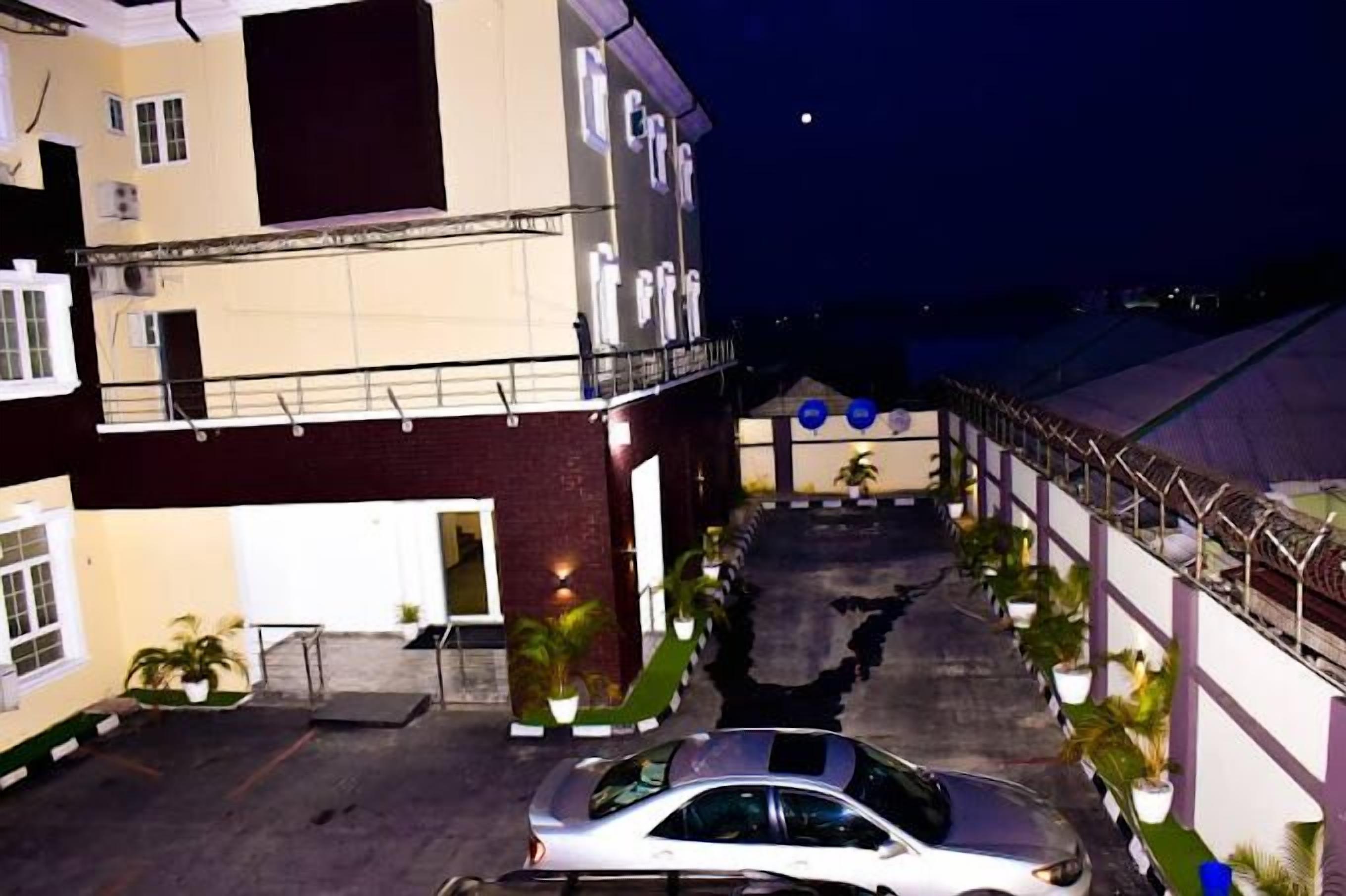 Umeralty Hotels And Apartments