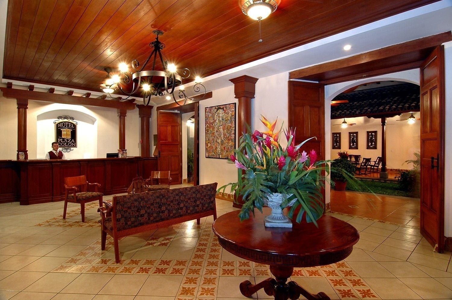 Hotel Plaza Colon