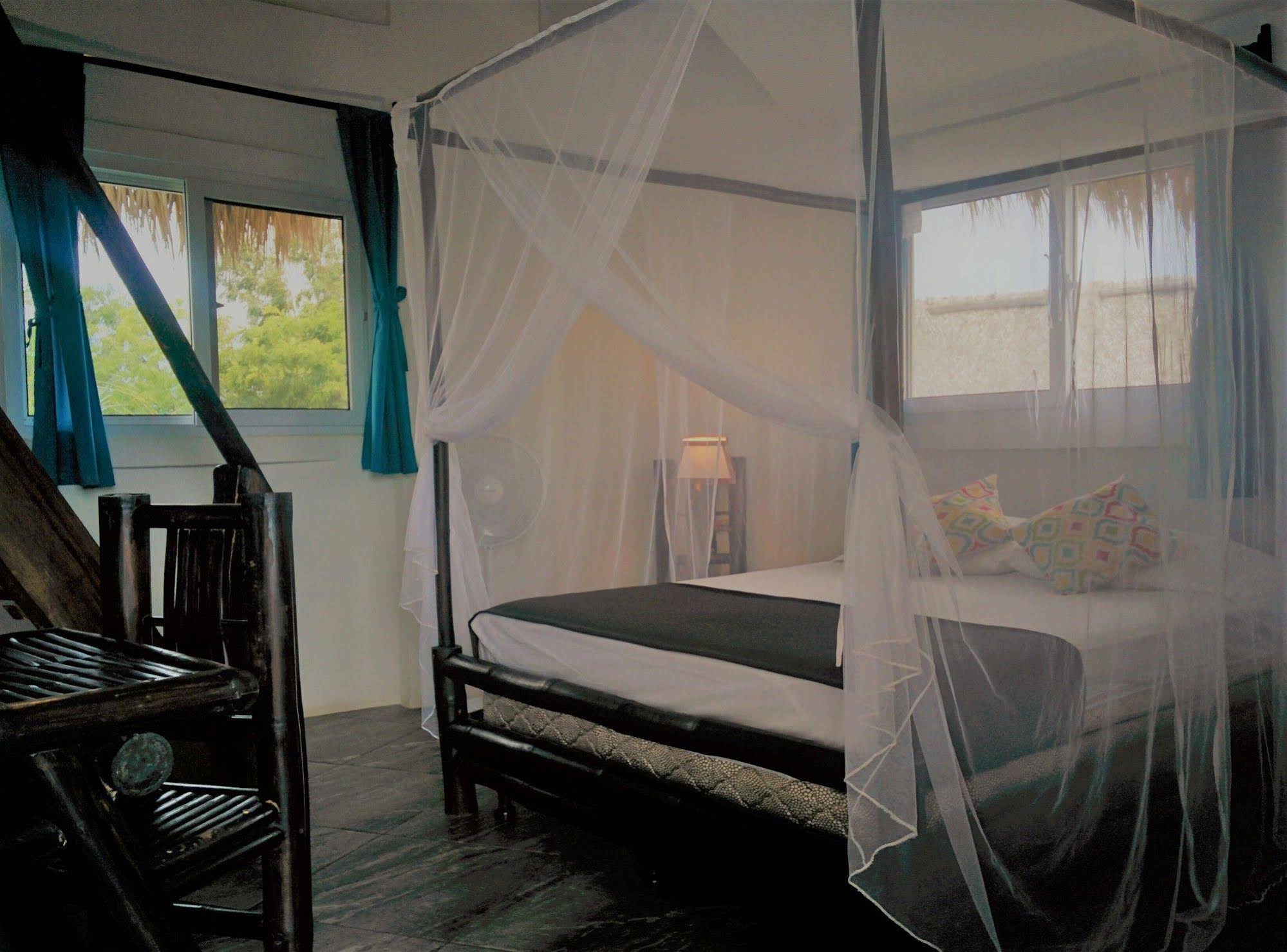 Nayal Lodge