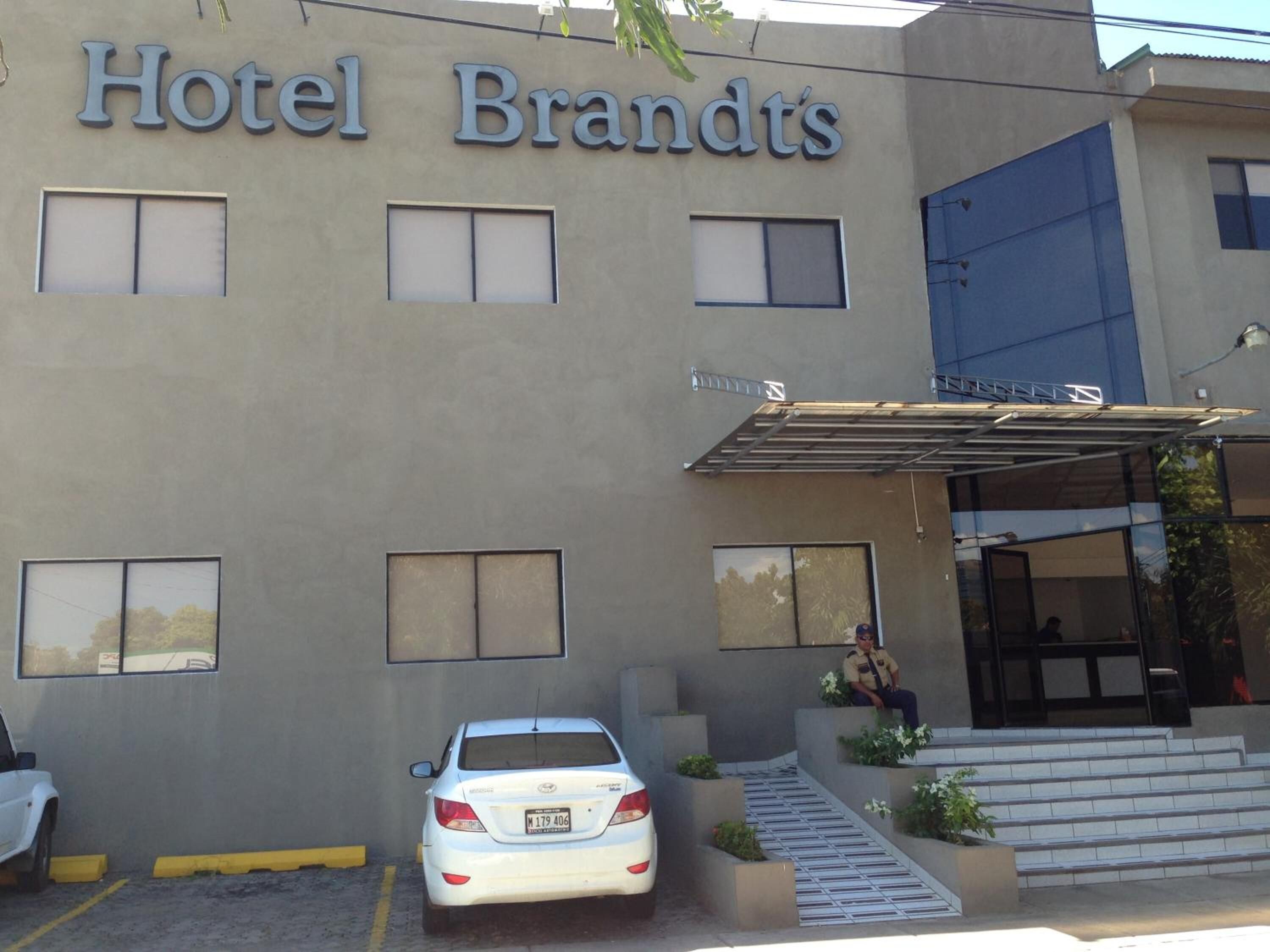 Brandt's Los Robles de San Juan