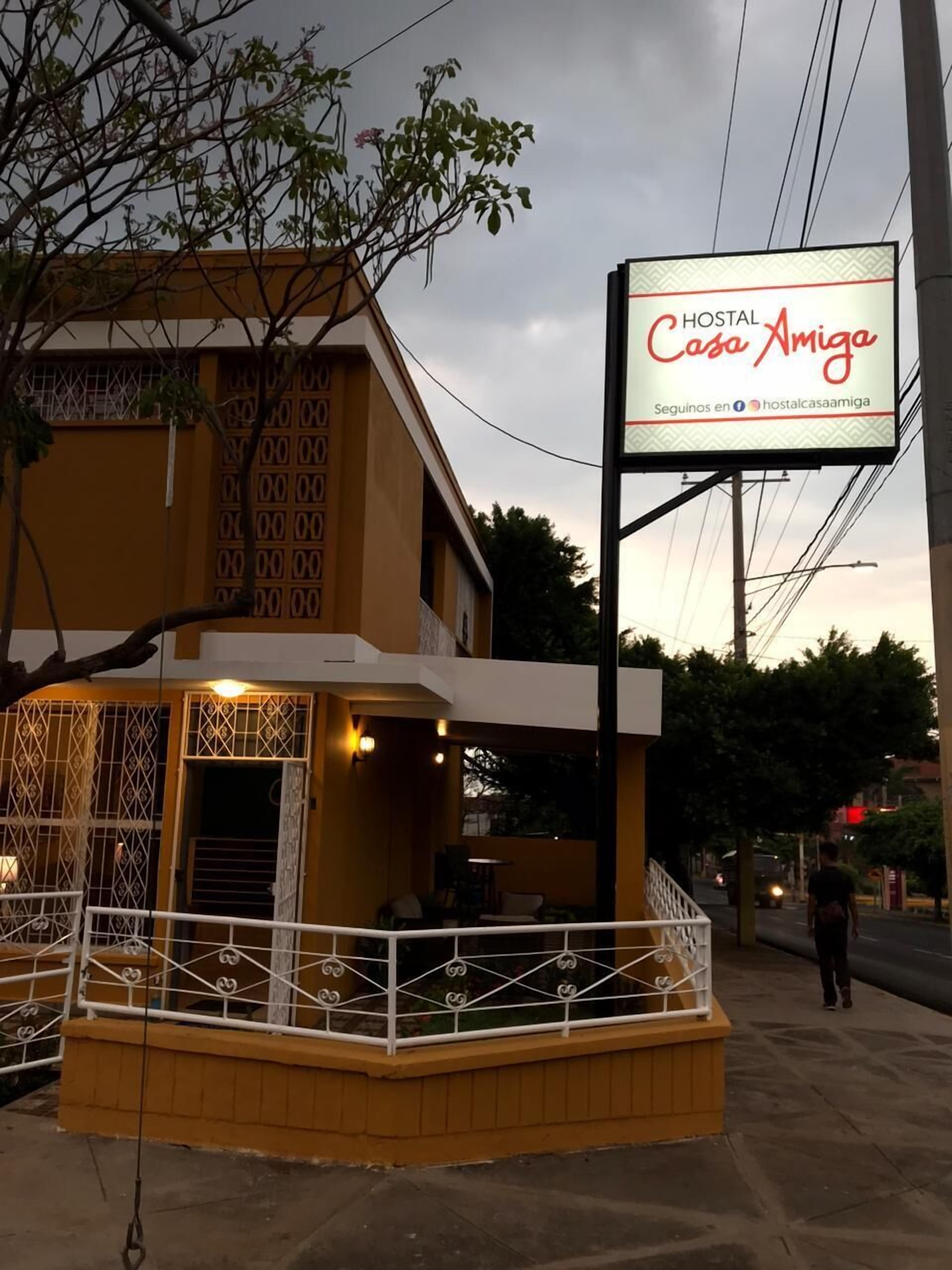 Hostal Casa Amiga