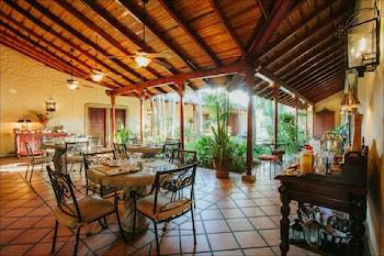 Hostal Real Los Robles