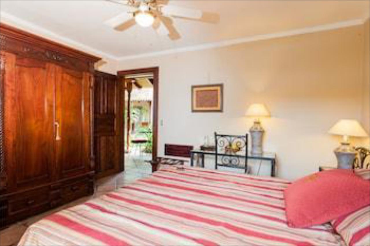 Hostal Real Los Robles
