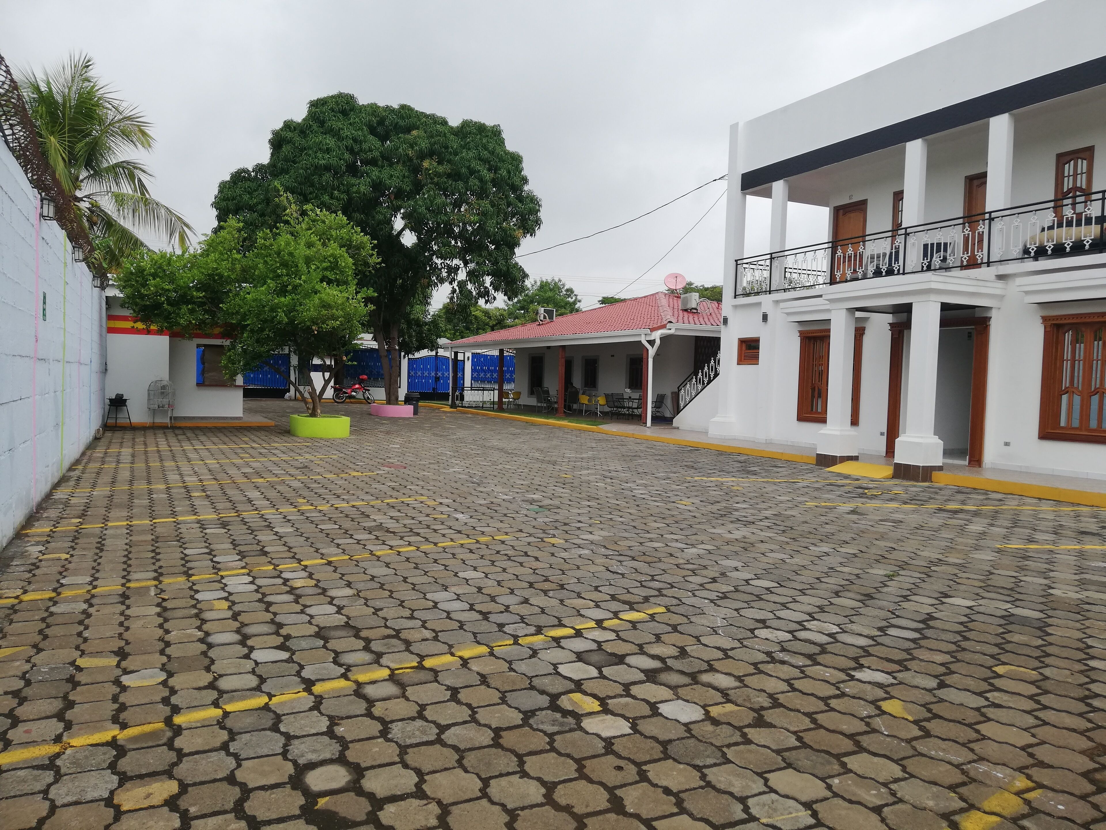 Hotel Casa Blanca