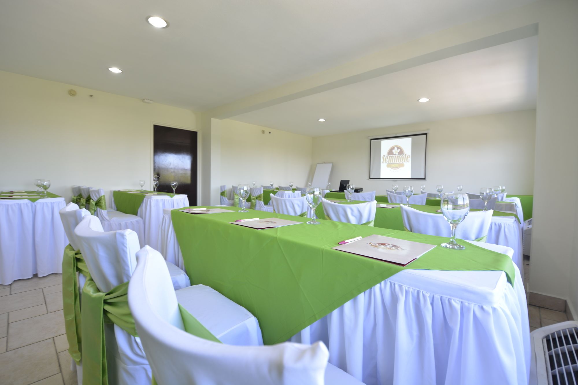Seminole Plaza Hotel