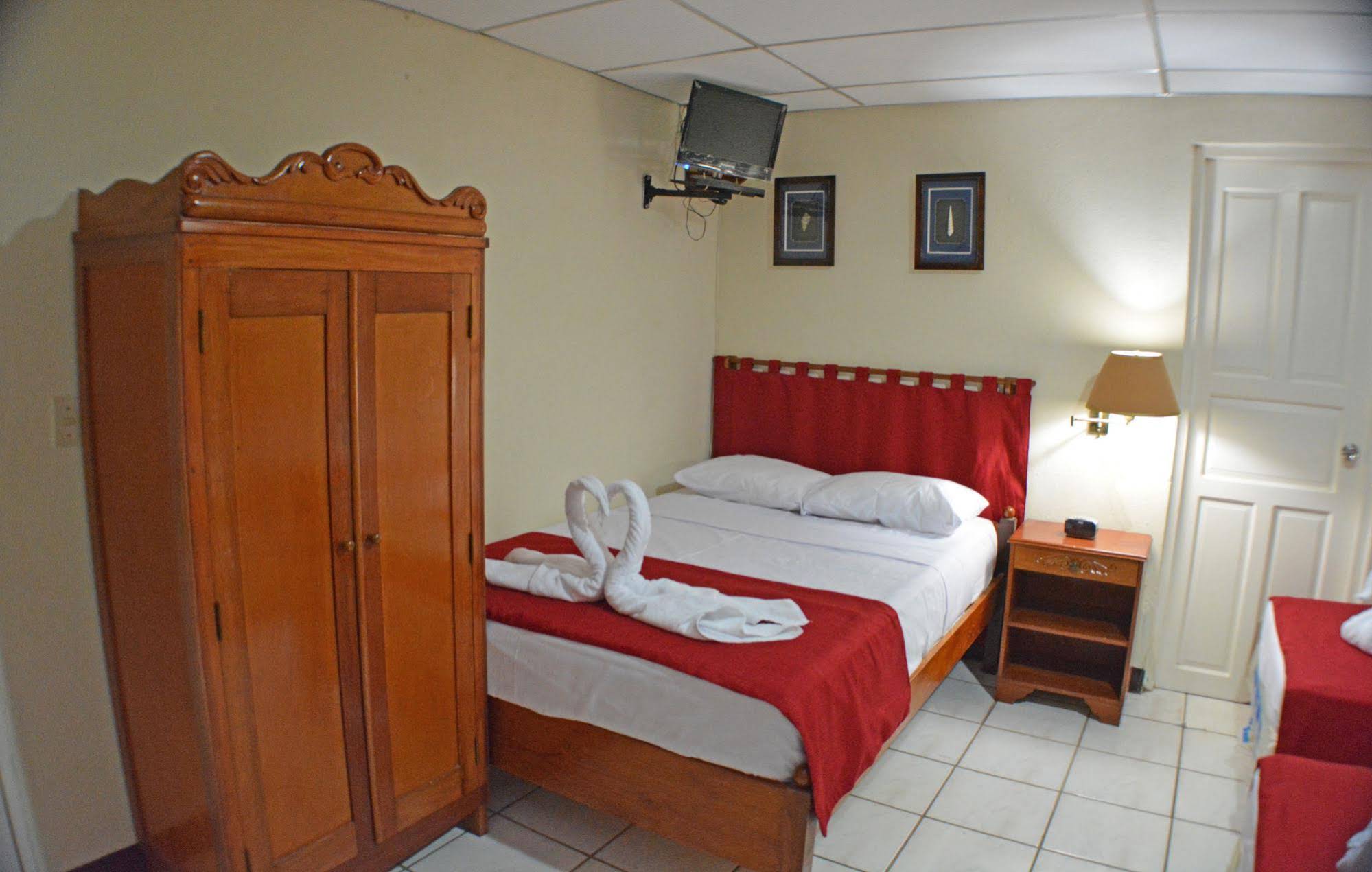 Hotel Suyapa Beach