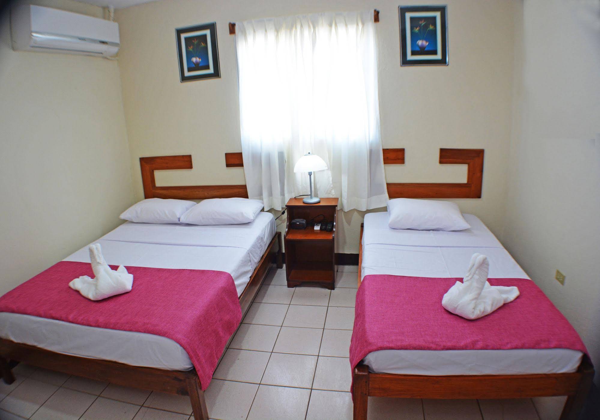 Hotel Suyapa Beach