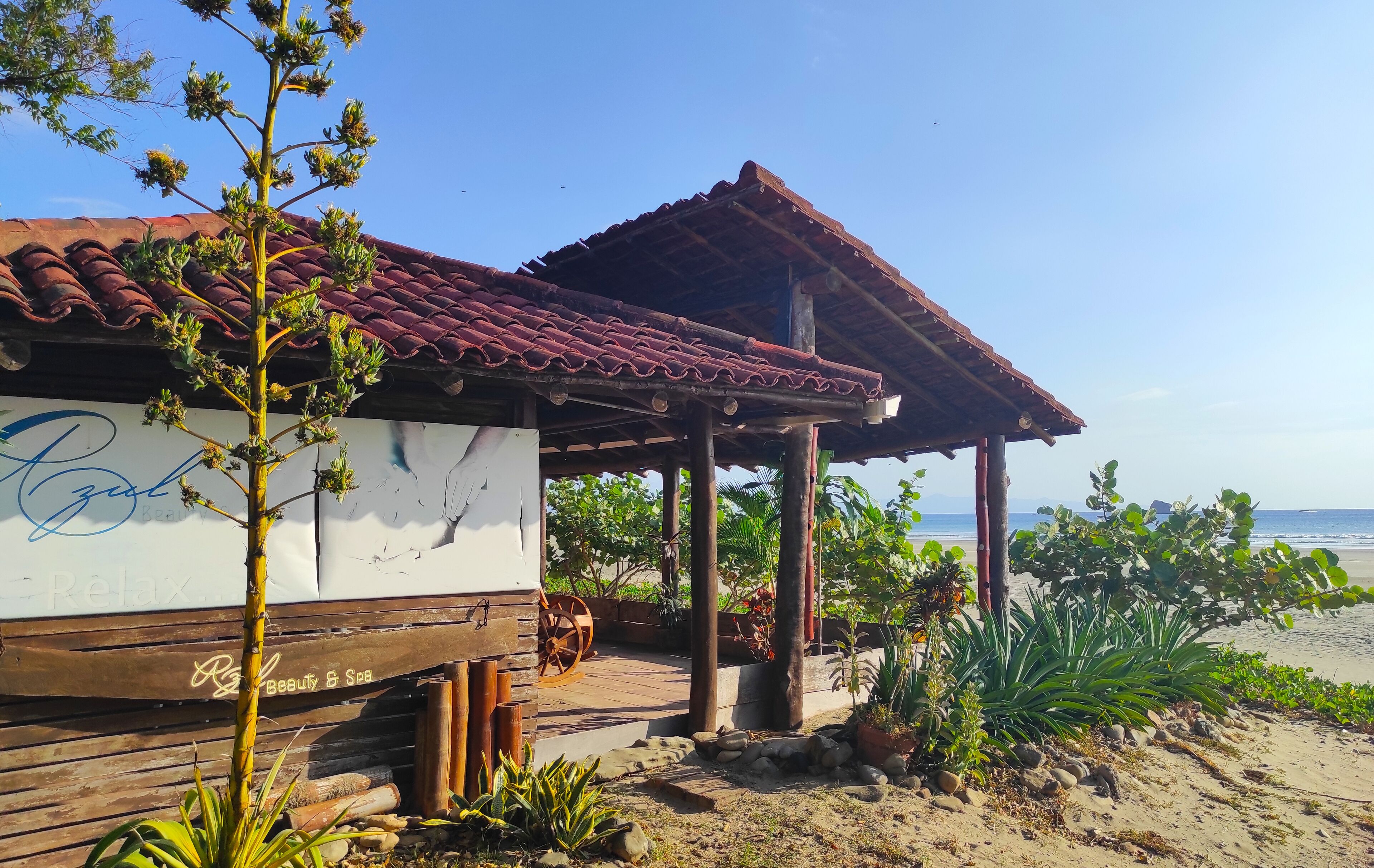 Playa Hermosa Ecolodge