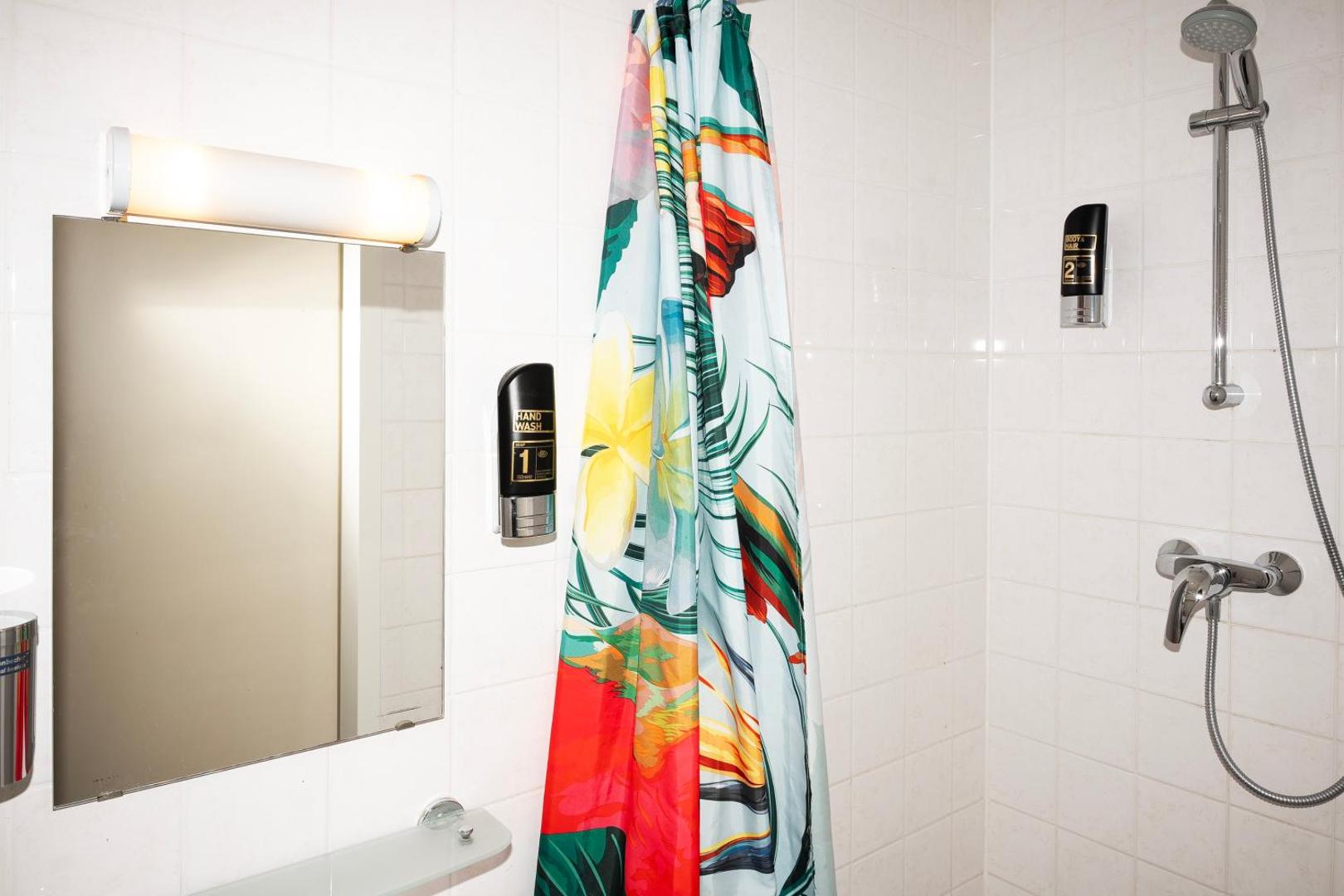 Amsterdam Teleport Hotel