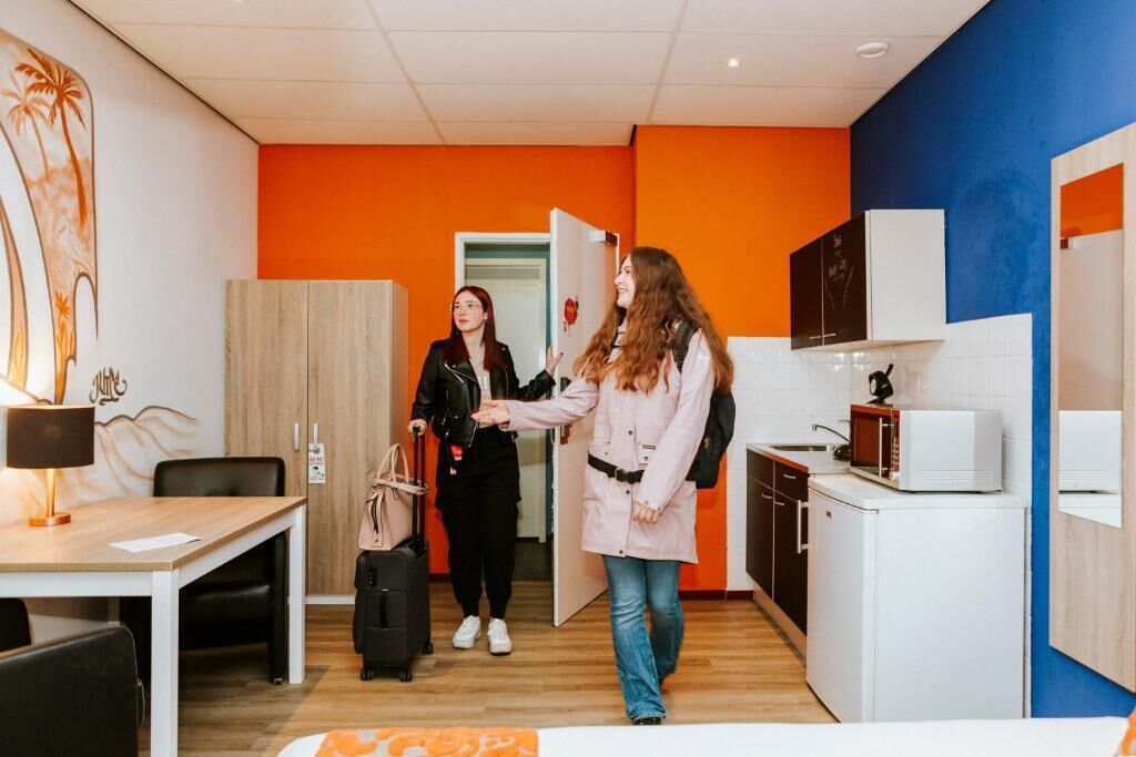 Amsterdam Teleport Hotel