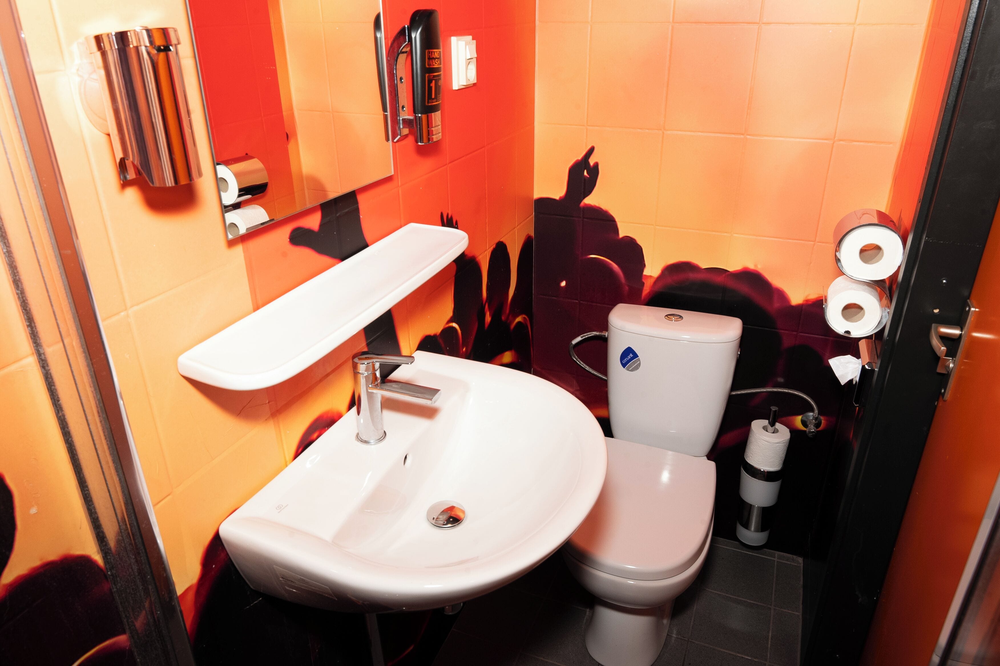 Amsterdam Teleport Hotel