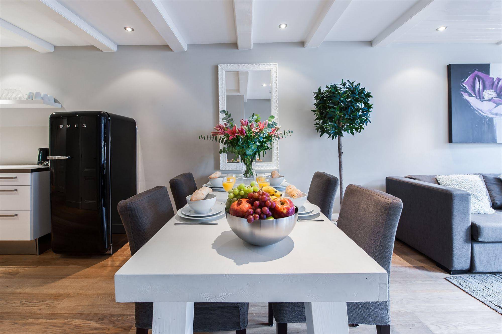 City Center VIP Apartments