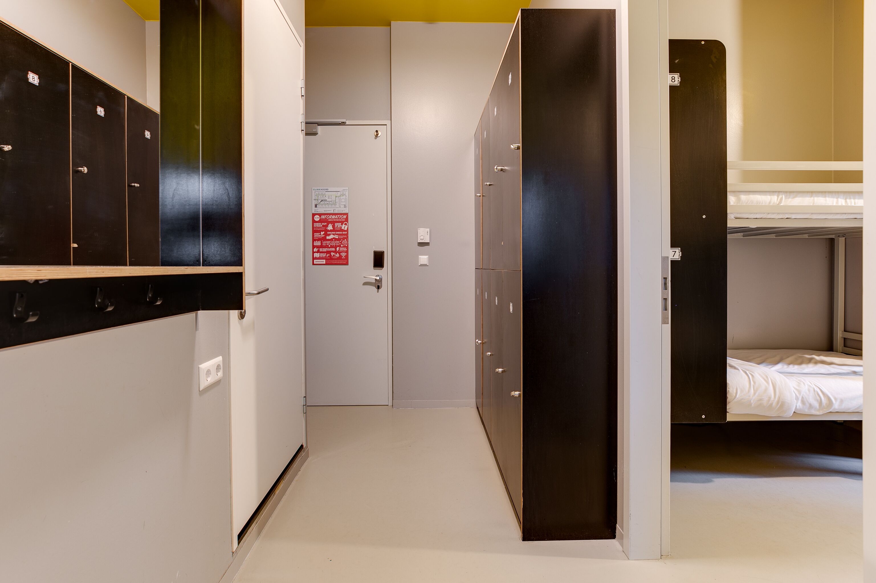 Clink Noord Hostel