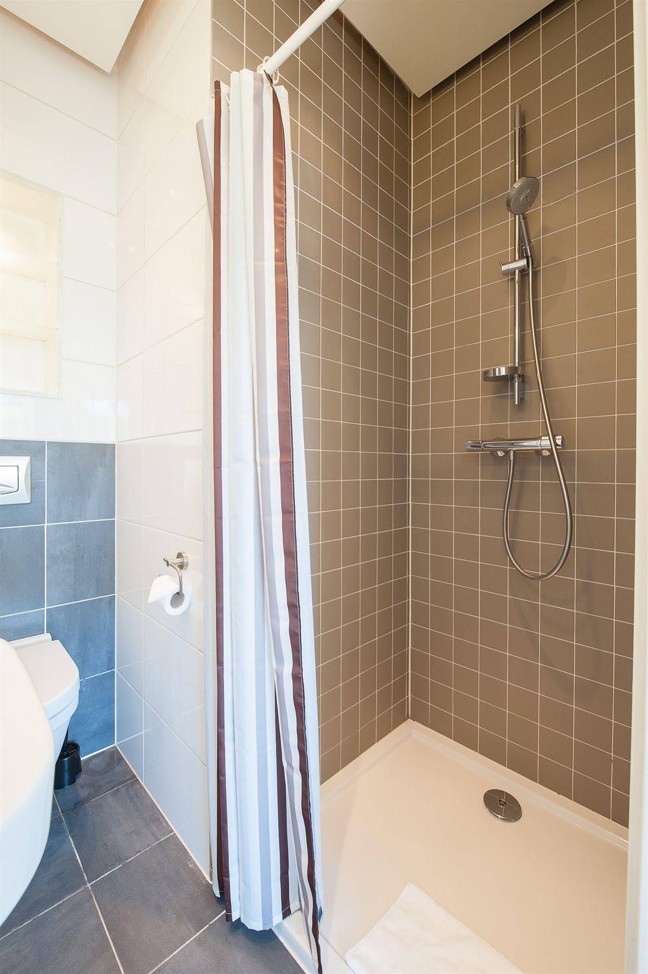 Short Stay Group Congress Centre Serviced Apartments