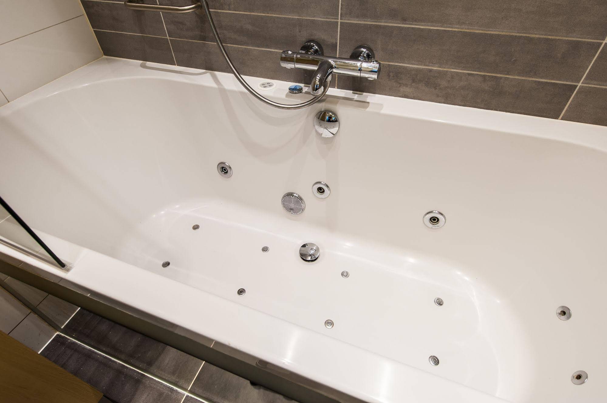 Short Stay Group Congress Centre Serviced Apartments