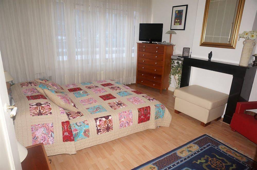Emily's Elegant B&B