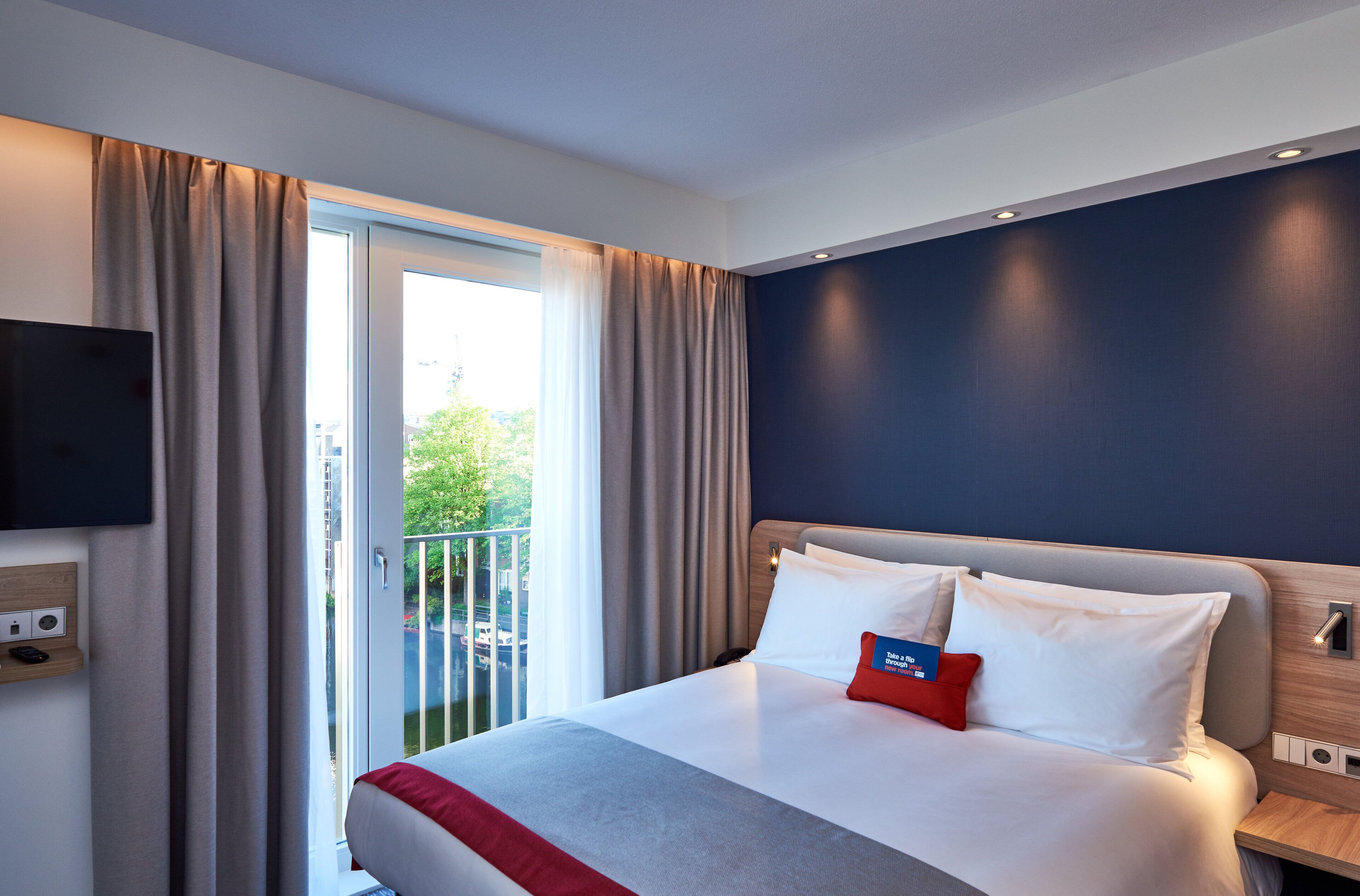 Holiday Inn Express Amsterdam-City Hall