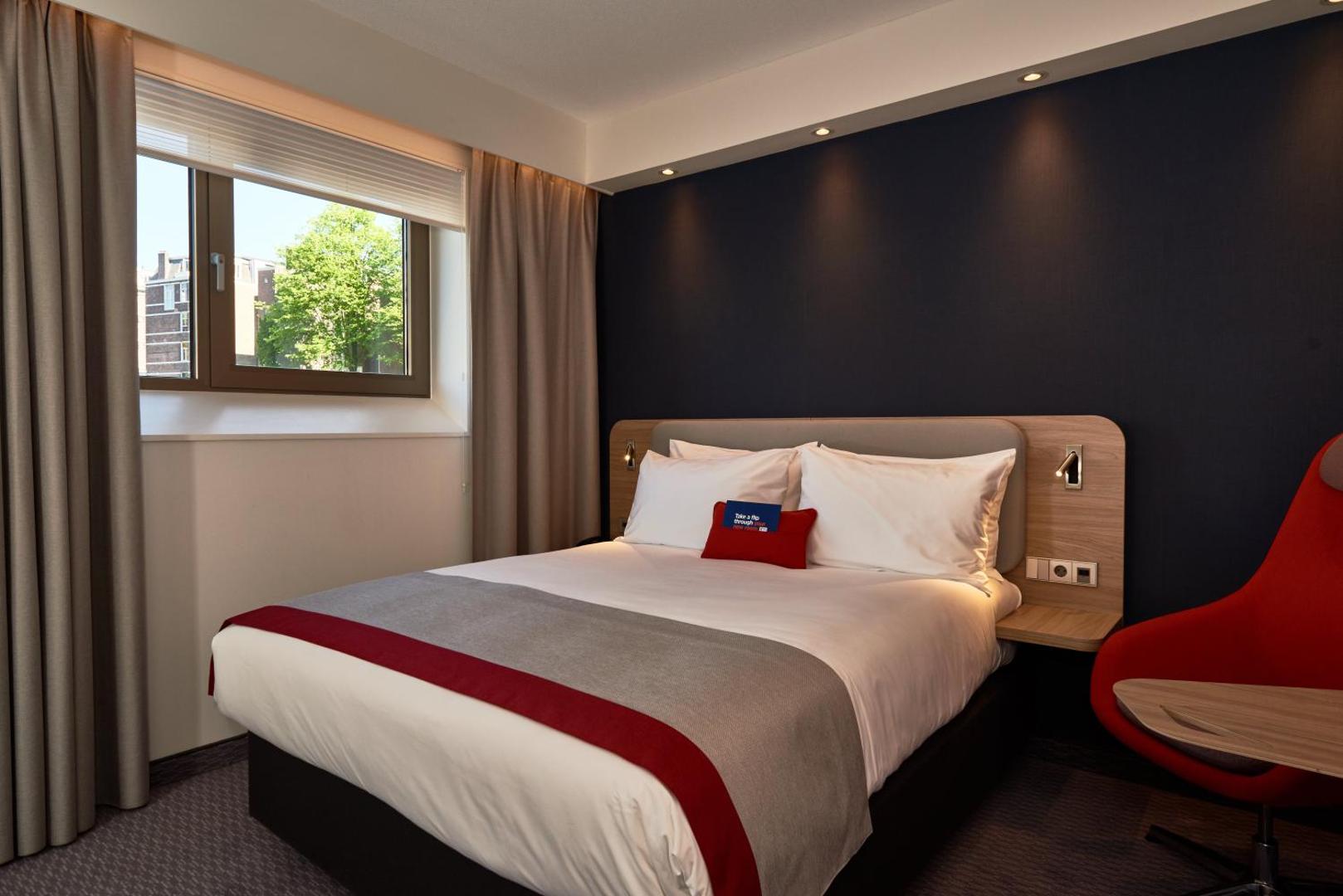 Holiday Inn Express Amsterdam-City Hall