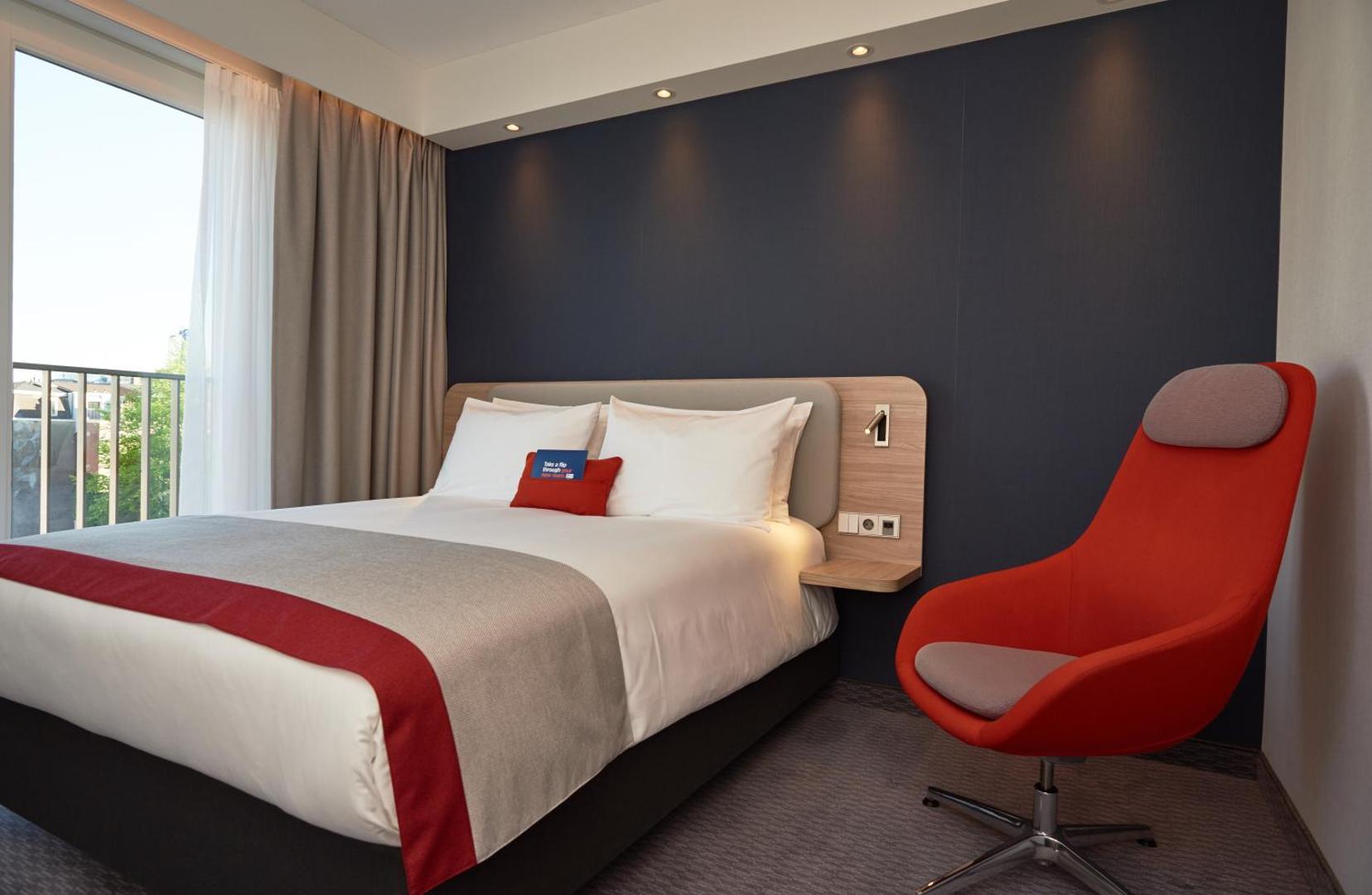 Holiday Inn Express Amsterdam-City Hall