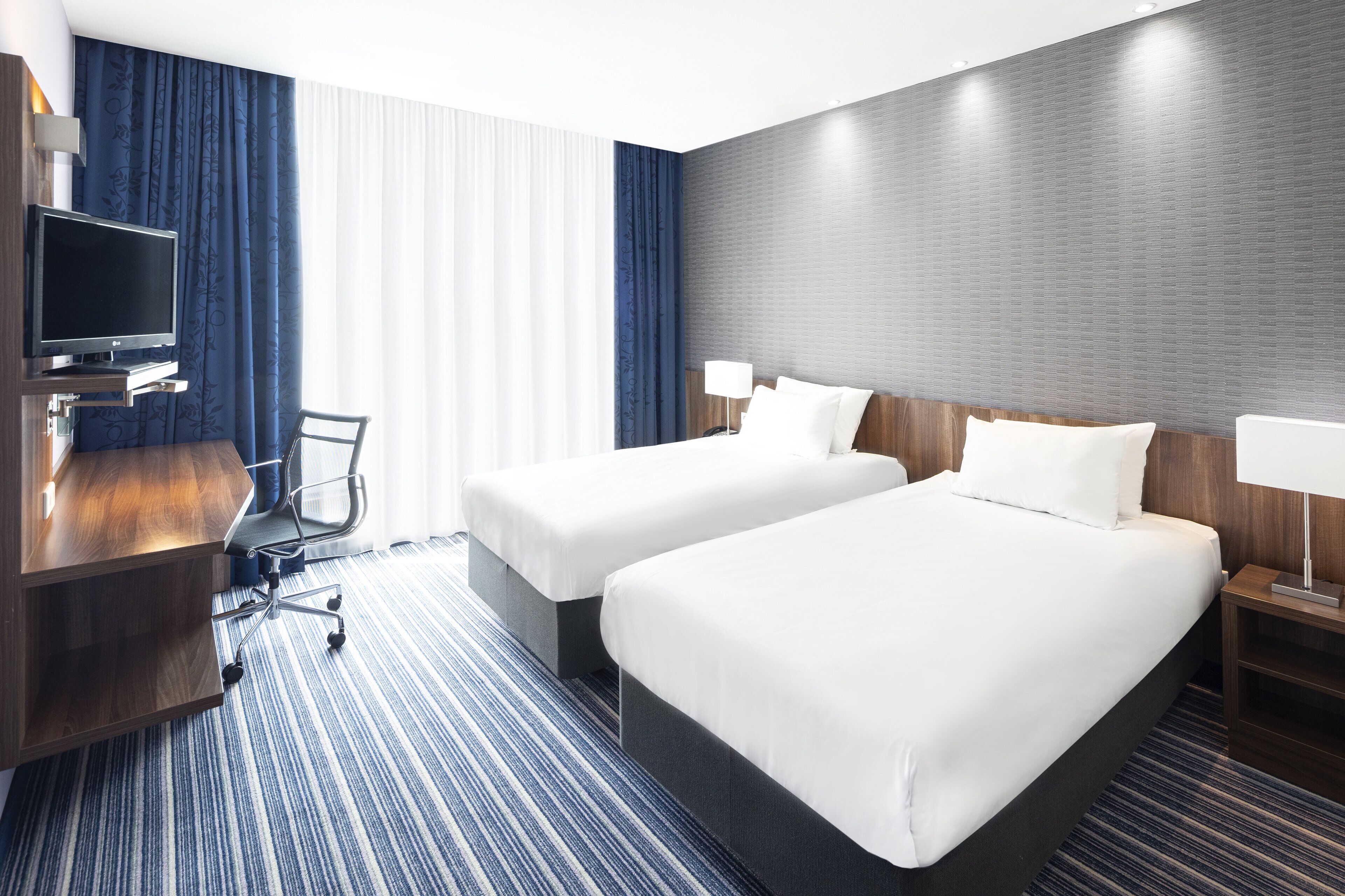 Holiday Inn Express Amsterdam - South