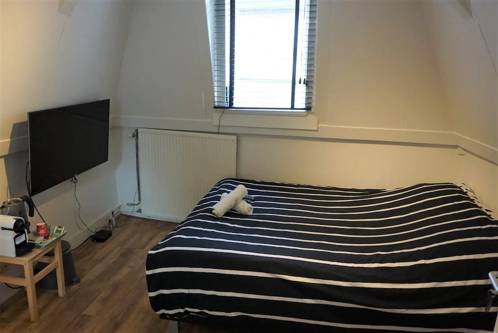 Hotel Canalview