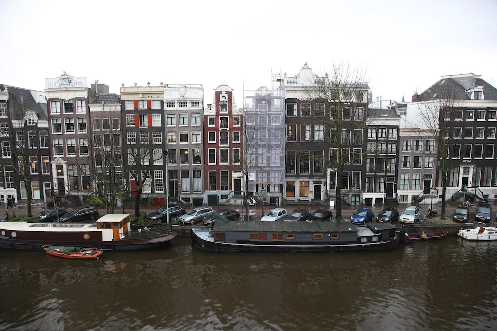 Hotel Canalview
