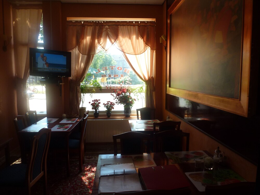 Hotel Isis