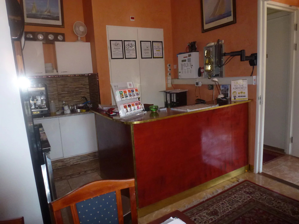 Hotel Isis