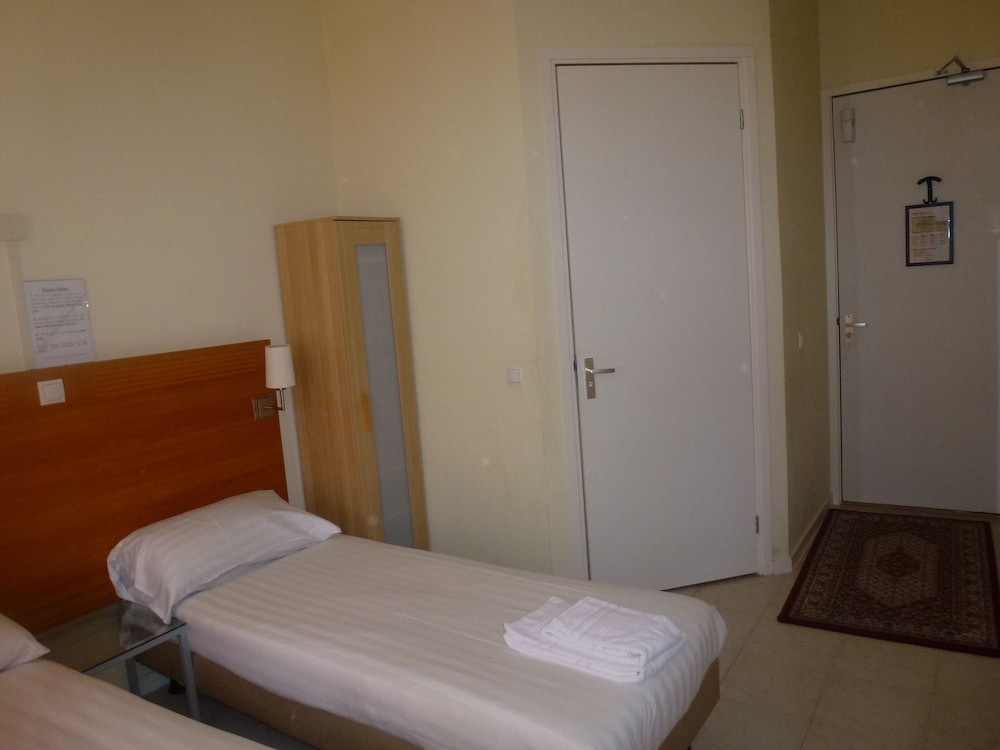 Hotel Isis