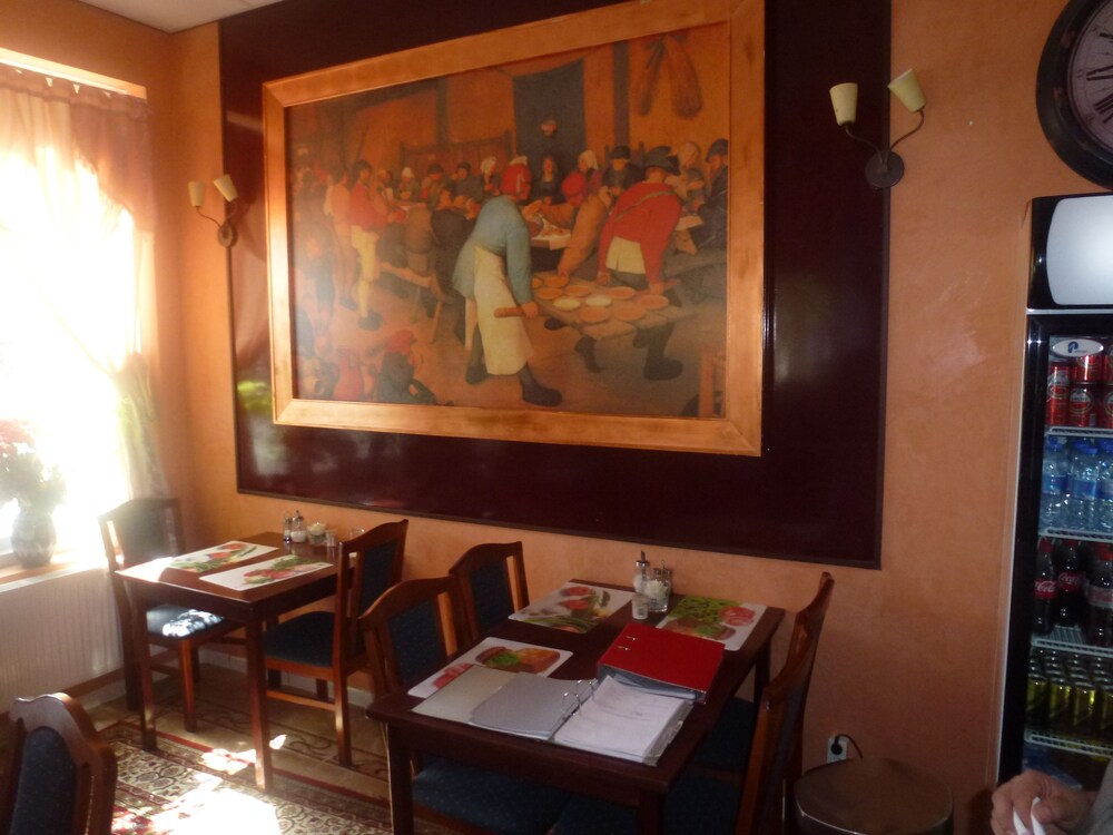 Hotel Isis