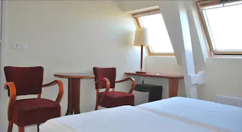 Hotel Isis