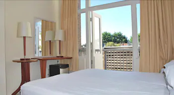 Hotel Isis