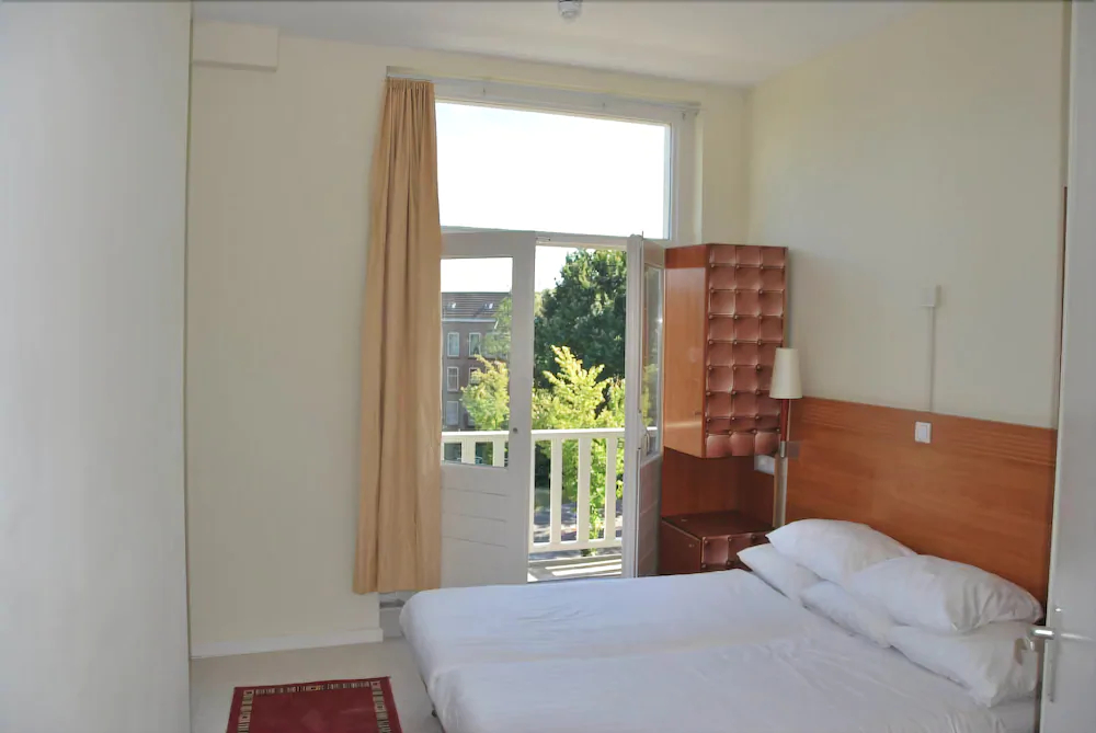 Hotel Isis