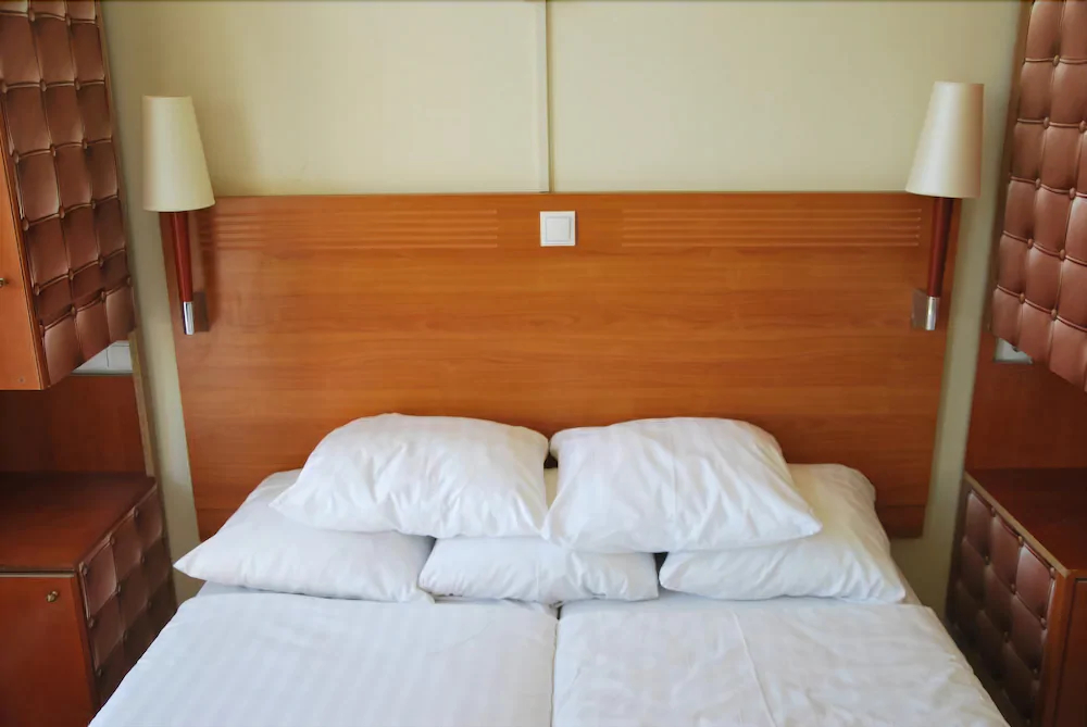 Hotel Isis