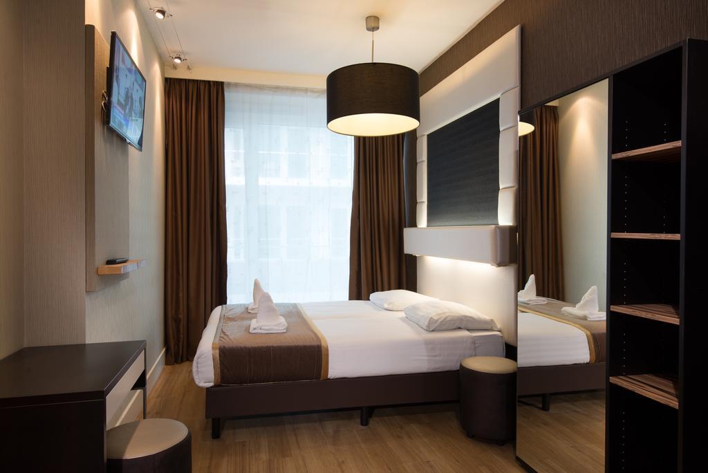 Hotel Mosaic