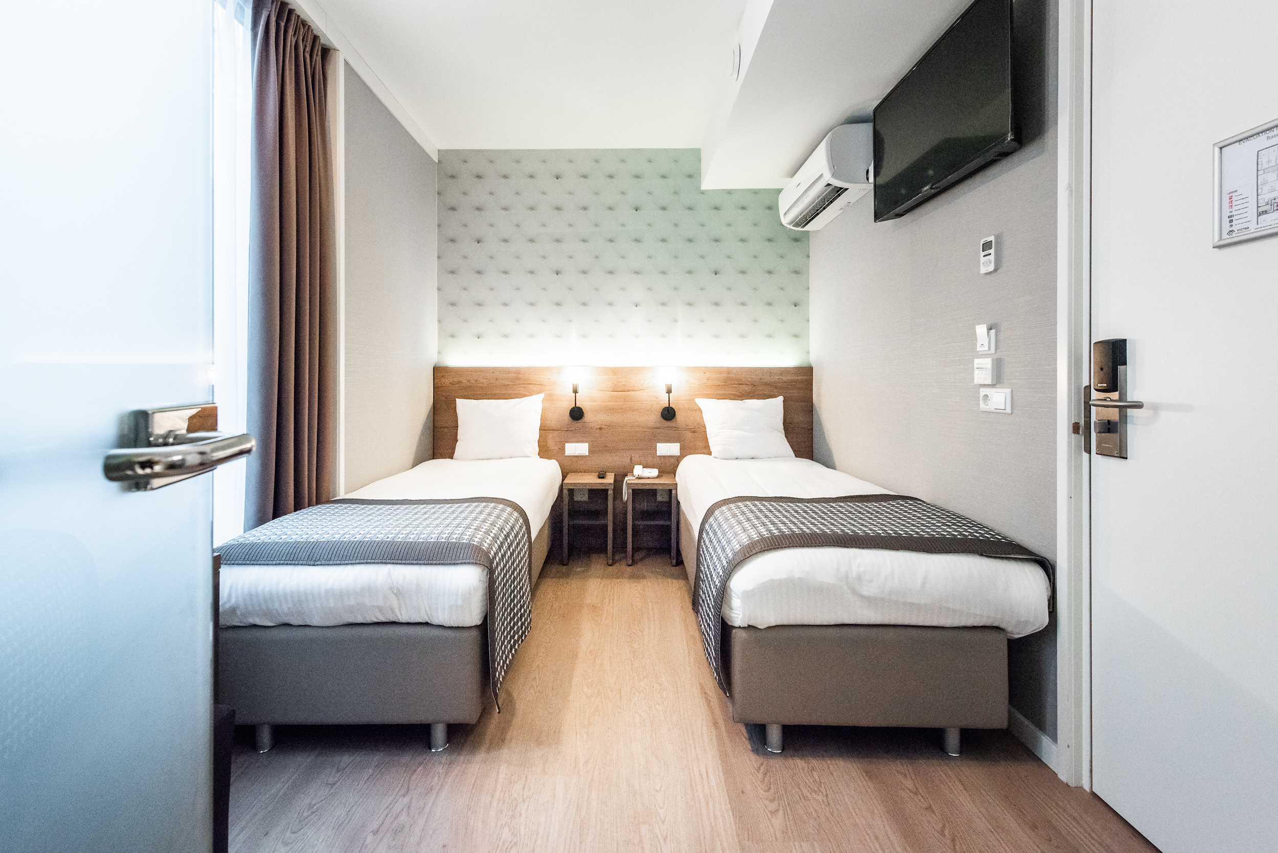 Melrose Hotel