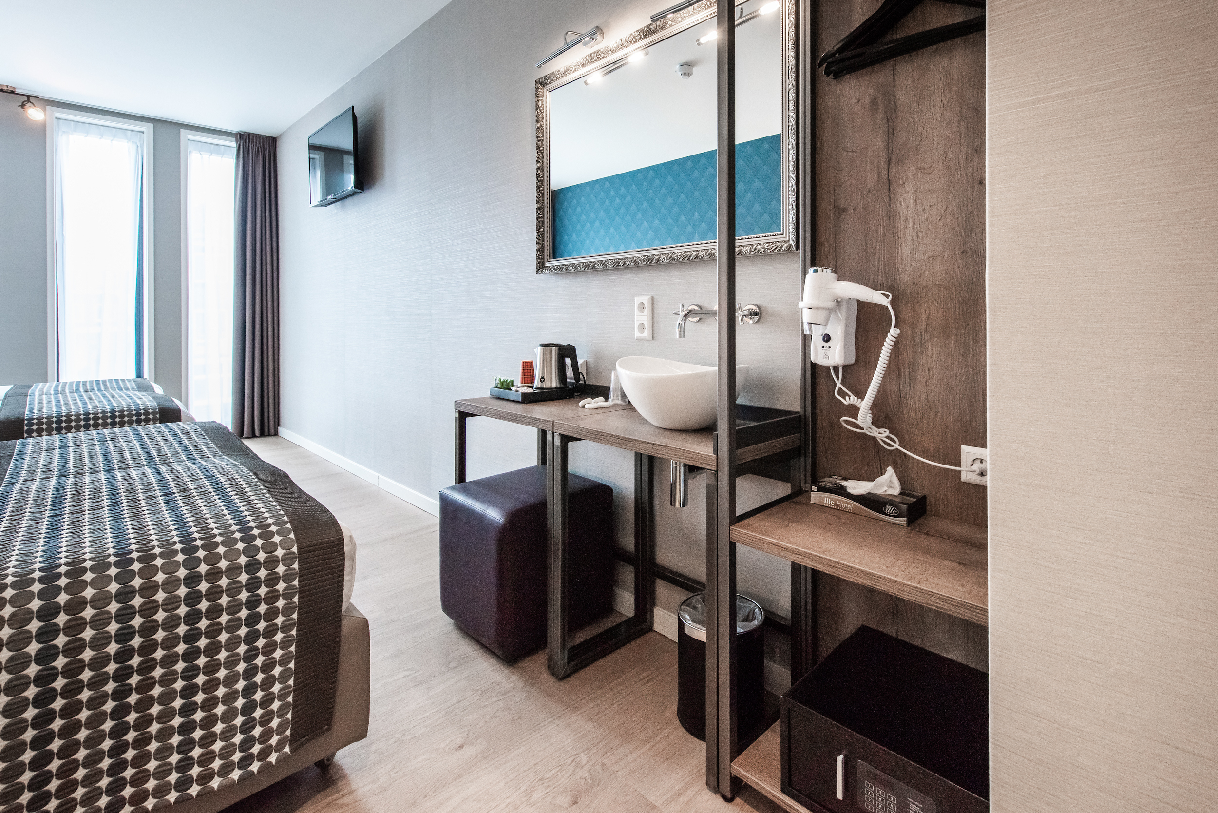 Melrose Hotel