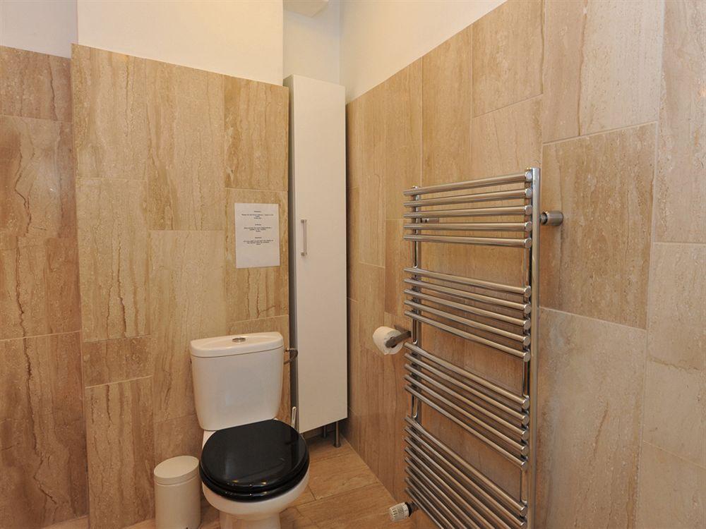 Olympic Stadium Apartment
