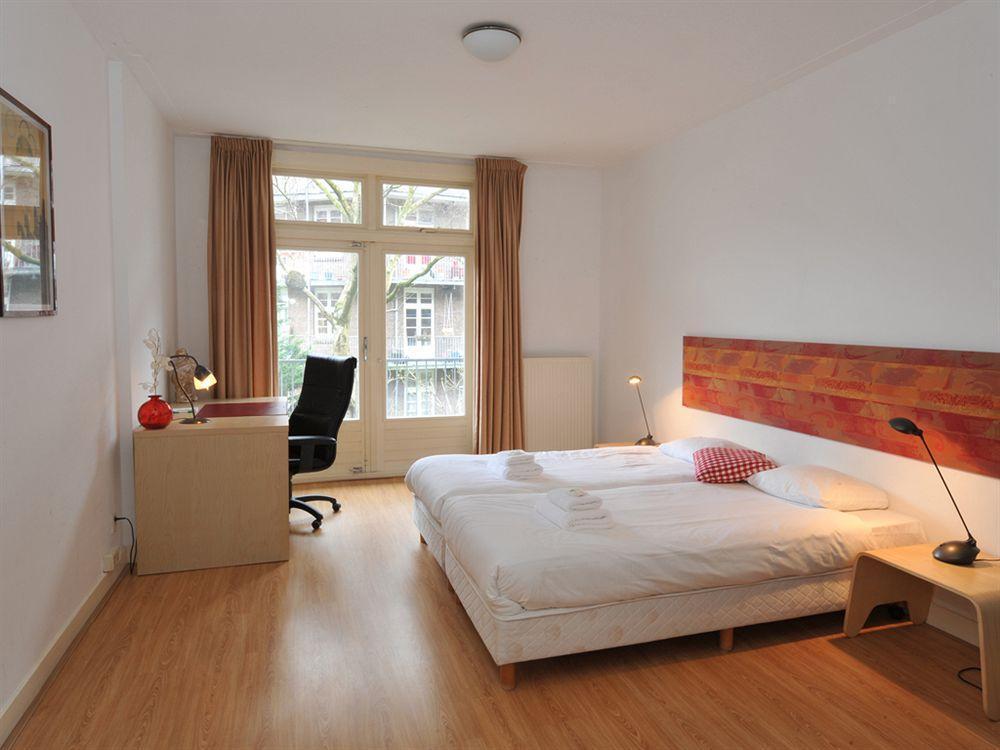 Olympic Stadium Apartment