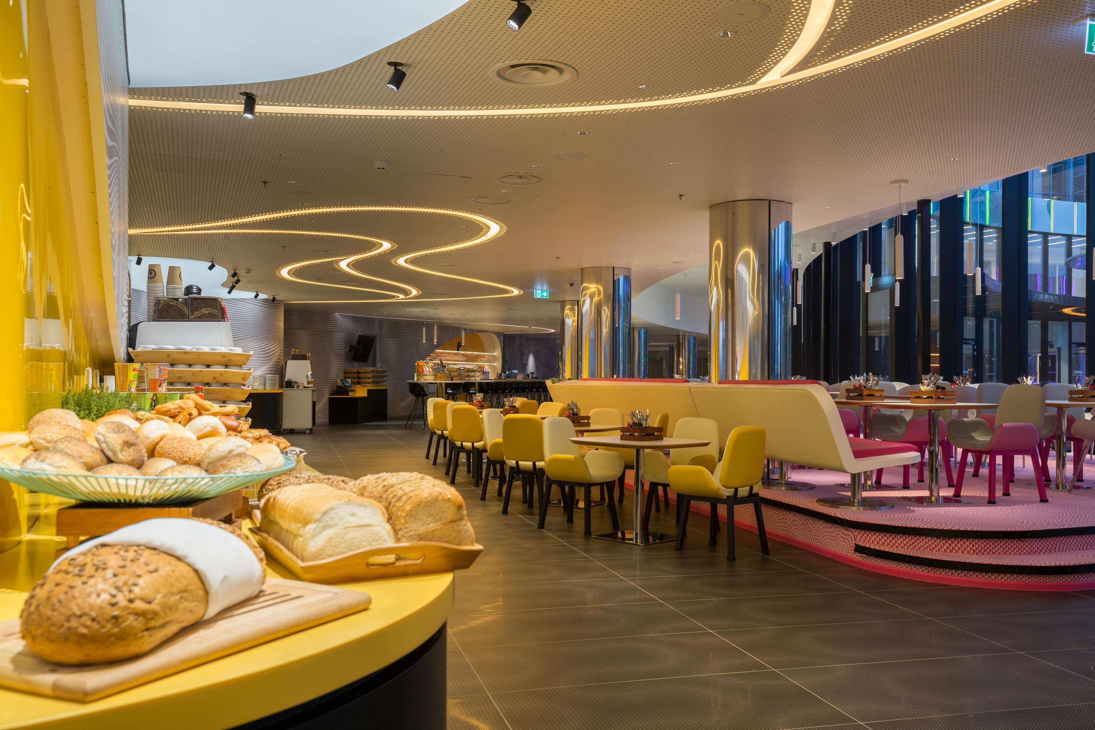 Park Inn by Radisson Amsterdam City West